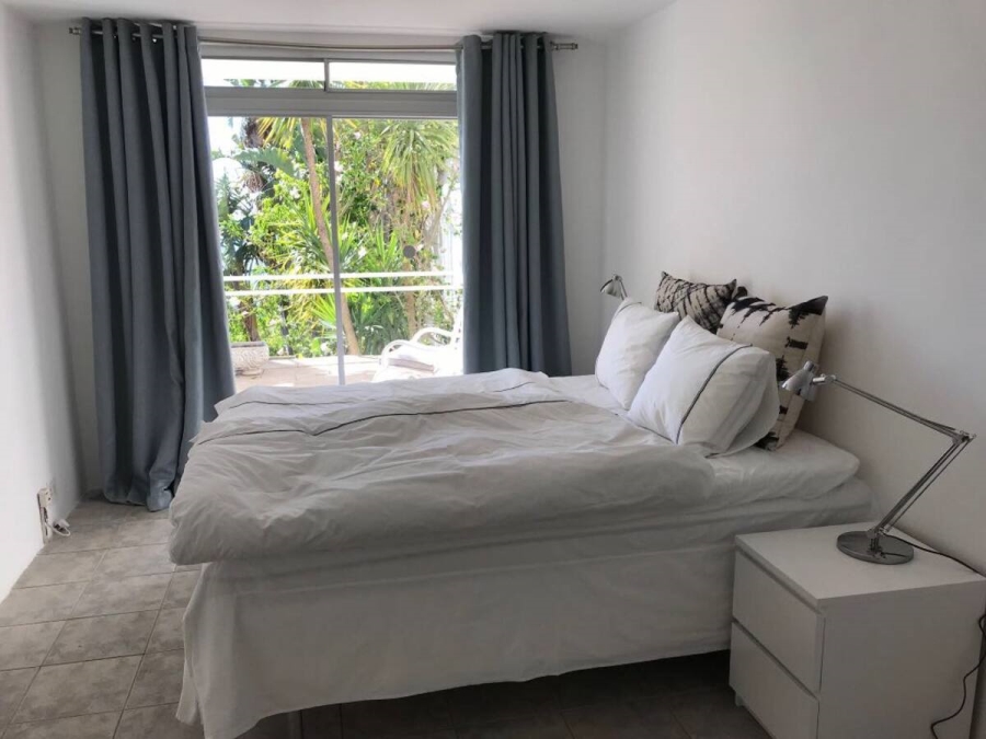 To Let 4 Bedroom Property for Rent in Bantry Bay Western Cape
